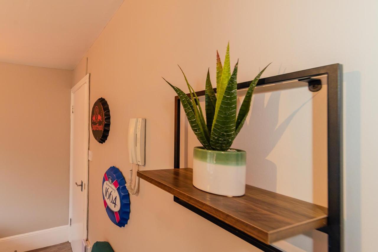 Flash Sale Super I Next To Seafront I King Size Bed I Ms19 *